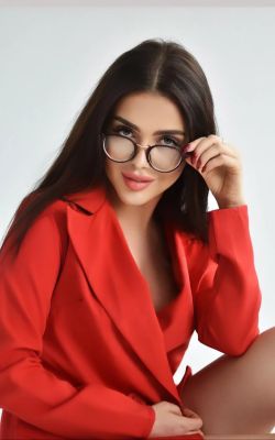 Aisha, Dubai