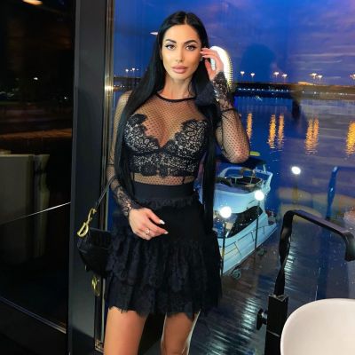 Asian escort in Dubai for classic and oral sex for AED 2500