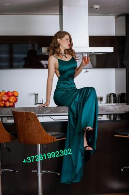 Lesbian dating tips: hot lesbie on sexdubai.club for AED 2500 per hour