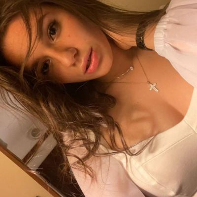 One of the sexiest babes of Dubai - Rhosyn will be yours for AED 1800
