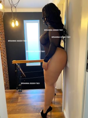 Cheap outcall prostitute in UAE - 24 year-old Elena can meet you 24 7