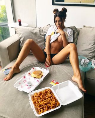 Sex with independent escort Brittney (26 years old, Dubai)