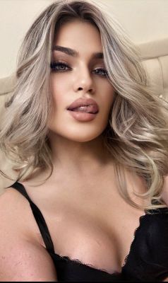 Cheap escort girl Nelly sees her clients in Dubai