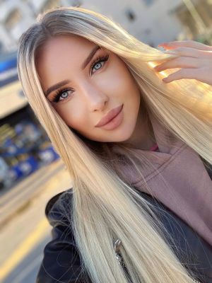 24 hour escorts in Dubai, 23 y.o., 155 cm, 47 kg