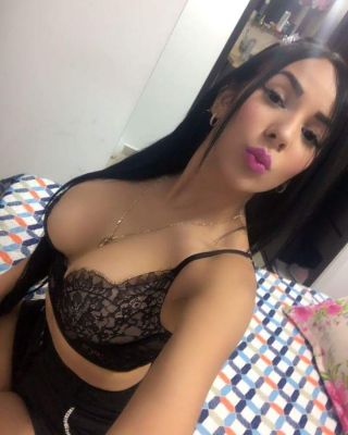 Beautiful escort elite girl Brielle will be your perfect company in UAE