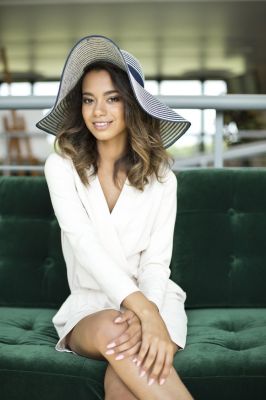 Dating for the sex Dubai — Angelique, 22 y.o
