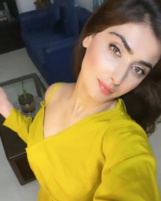 Enjoy BDSM massage from hot Kass in UAE