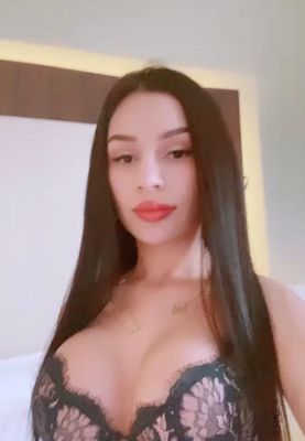 Buffy, 31 y.o.: escort and massage in Dubai