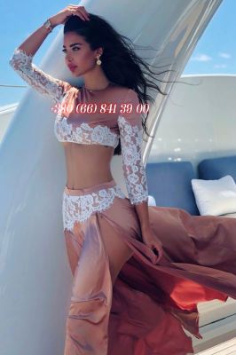 Dubai indian escort Tahirah, weight 50 kg, 158 cm tall