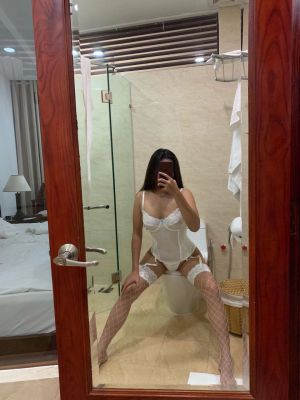 Book Dubai call girl online on sexdubai.club