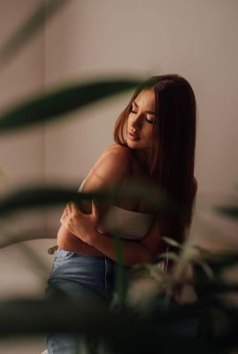 Massage girl in Dubai: Megan (23 y.o.)