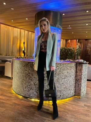 Top escort babe Miranda wants you tonight