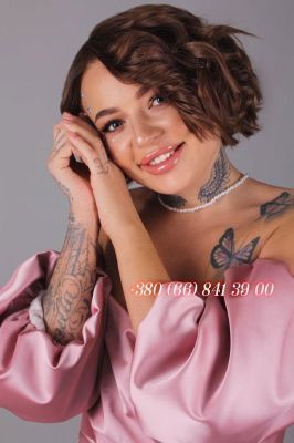 Dubai site escort Mackenzie is available online