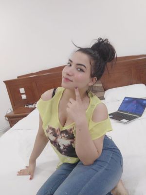 European escort does OWO, CIM, COM. Prices from AED 2000/hr