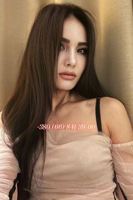 Meet teen escort in UAE - 31 y.o. Adeena