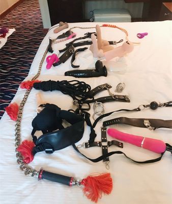 Kamila - escort at a low cost (from AED 1800)