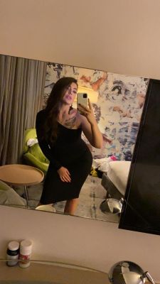 One of the hottest call girls Dubai has in store — sexy Hope, 177 cm, 75 kg