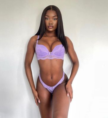 Sexy asian escort in Dubai available at +971 58 163 2380