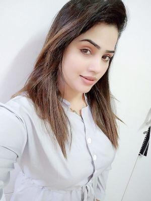 Book an escort as your female companion in Dubai 
