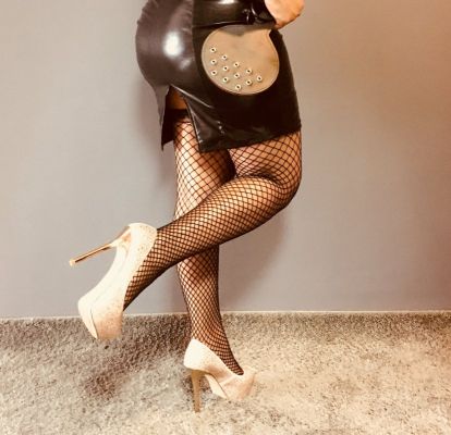 prostitute Mistress Cruella