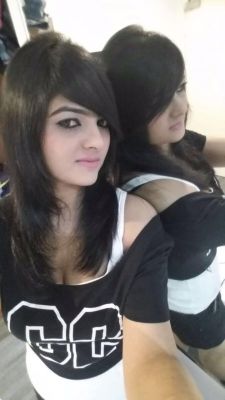 whore Sonia College Girl from Dubai