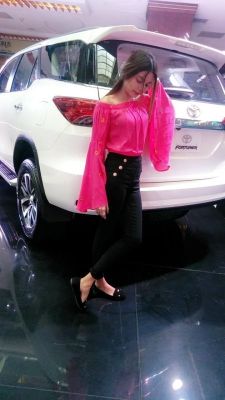 hooker India Actress Priyanka (Dubai)