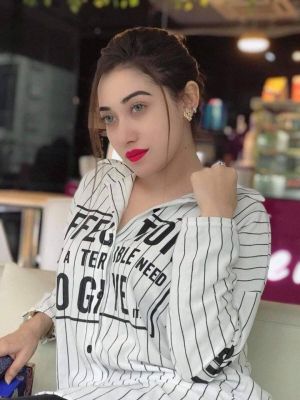 Maya Khalifa, 22 age