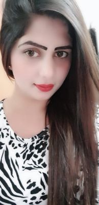 Indian Girl Alia Bhat (Dubai)