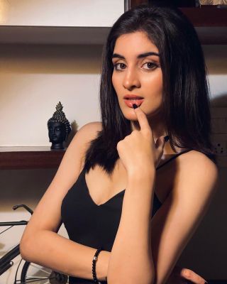 Dubai call girl Nettu available for booking 24 7