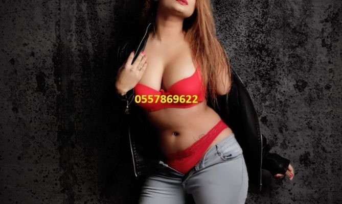 Shakilah Model, seductive photo