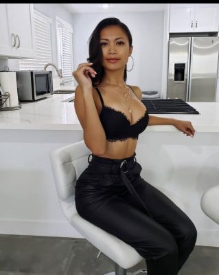 Selina, pictures