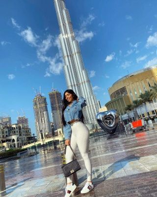 Dubai escort girl Kate will meet a generous man, call +971 55 268 6413
