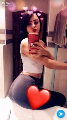 Arab escort in Dubai is waiting for your call at +971 56 976 2181