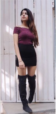 VIP treatment from 21 year-old elite escort Pallavi model