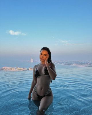 Escort profile of Benita  with pics and reviews