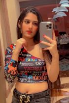 Indian call girl in Dubai: weight: 55 kg, height: 172 cm